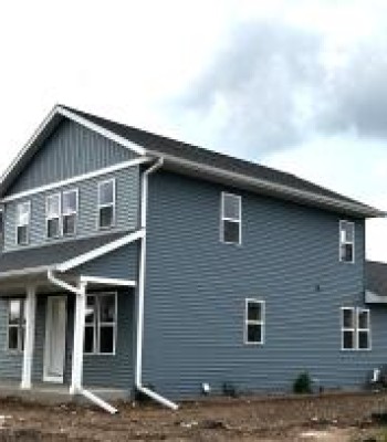 1053 Fairway Dr 